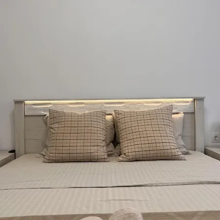 Artistic 2 Bedroom Heart Of Kapana Ap2 *